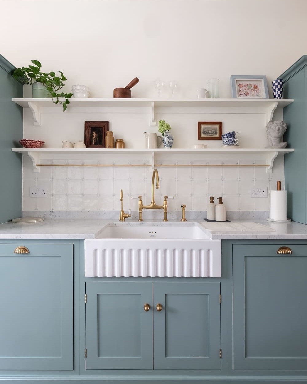 Gold accents highlight this space’s daily use