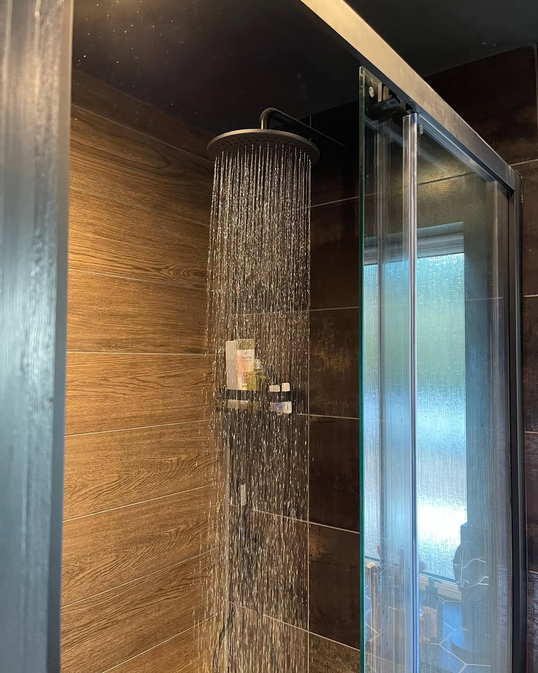 Rainfall showerhead