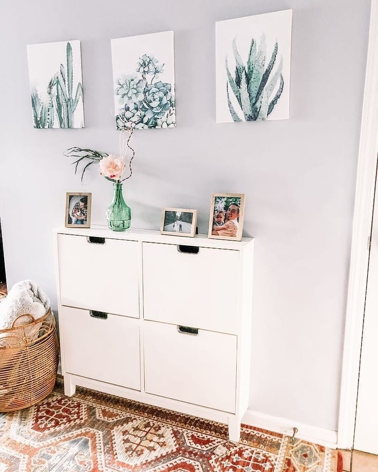 Ikeas stall shoe cabinet