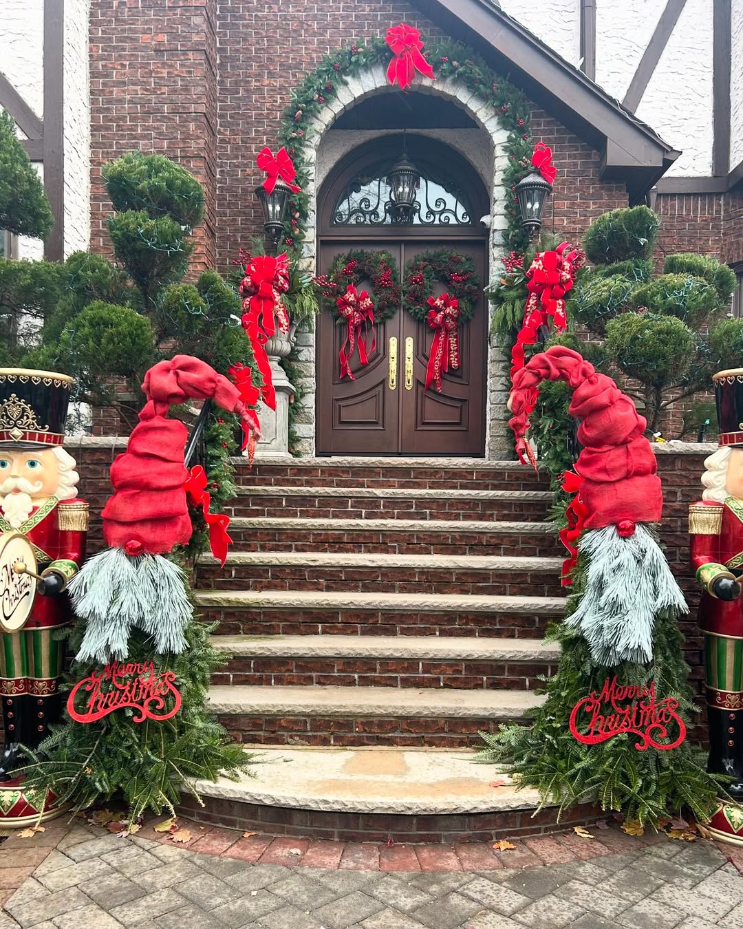 Stick to one or two color palettes max