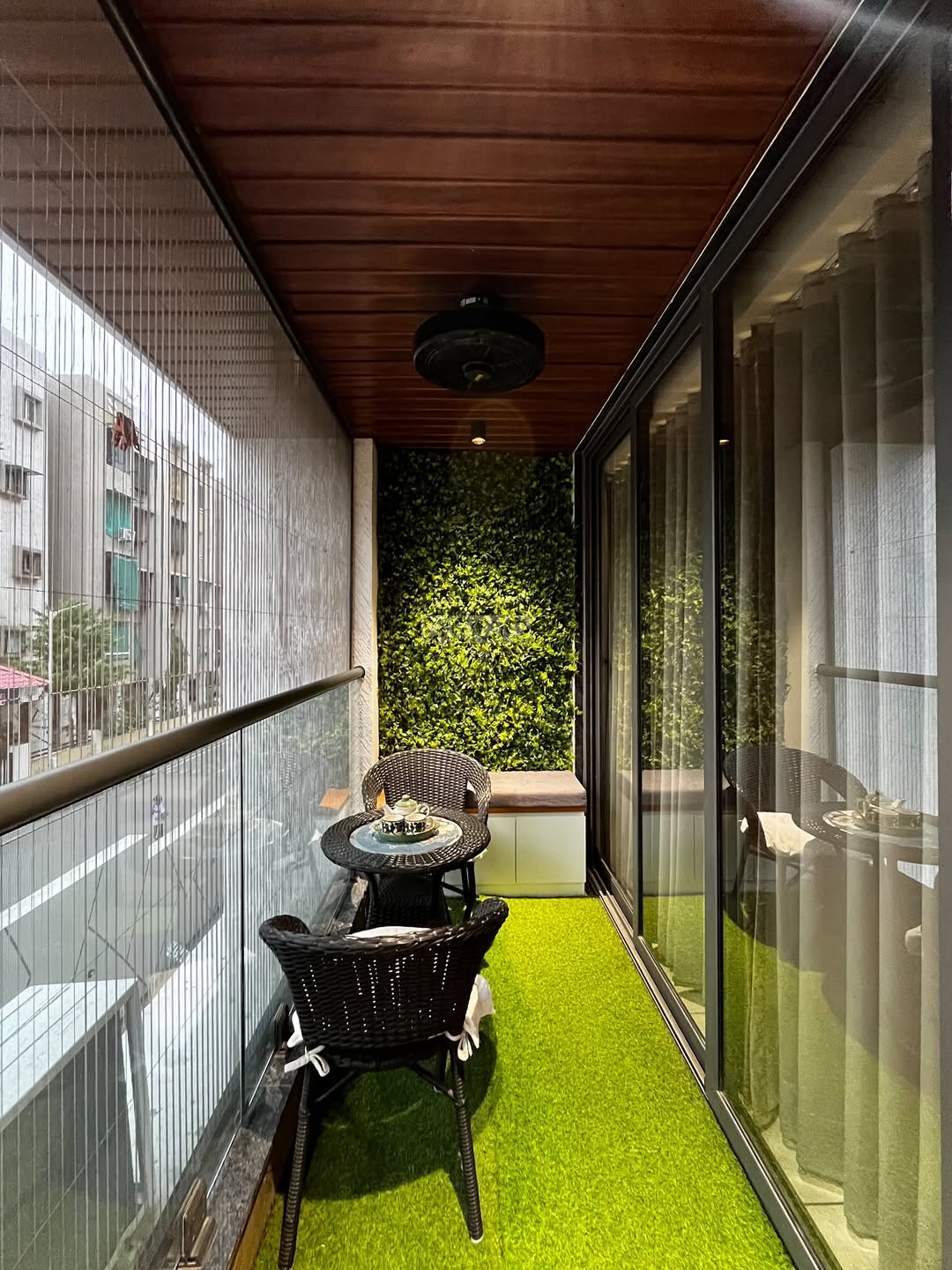 Low maintenance plants make it easier to manage vertical garden