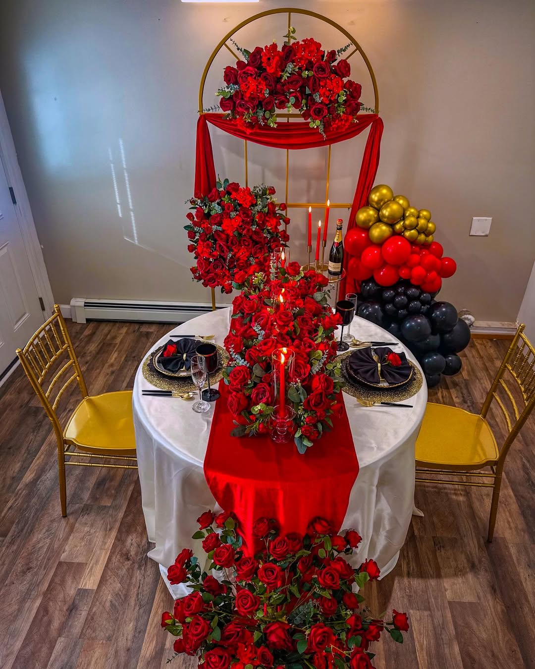 Keep centerpieces short