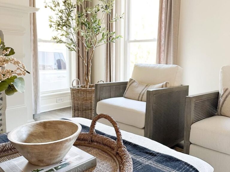 Neutral Spring Decor for Homes That Want a Softer Look
